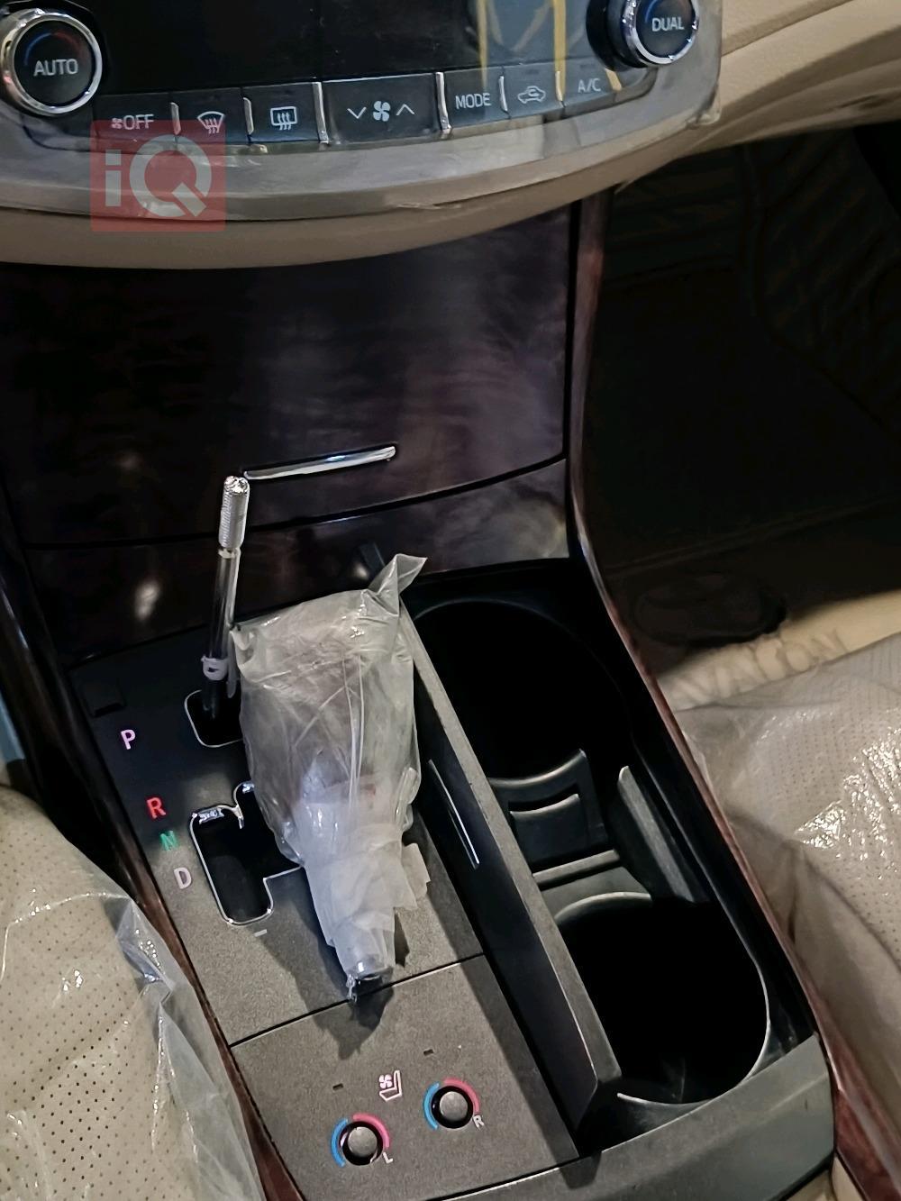 تۆیۆتا ئەڤەلۆن